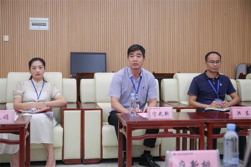 1631764003940327.jpg 宁武新院长发表讲话.jpg